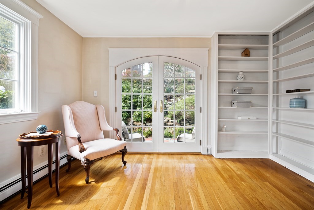 86 Moss Hill Road Boston, MA 02130 - Photo 6 of 41 Gallery Image 6