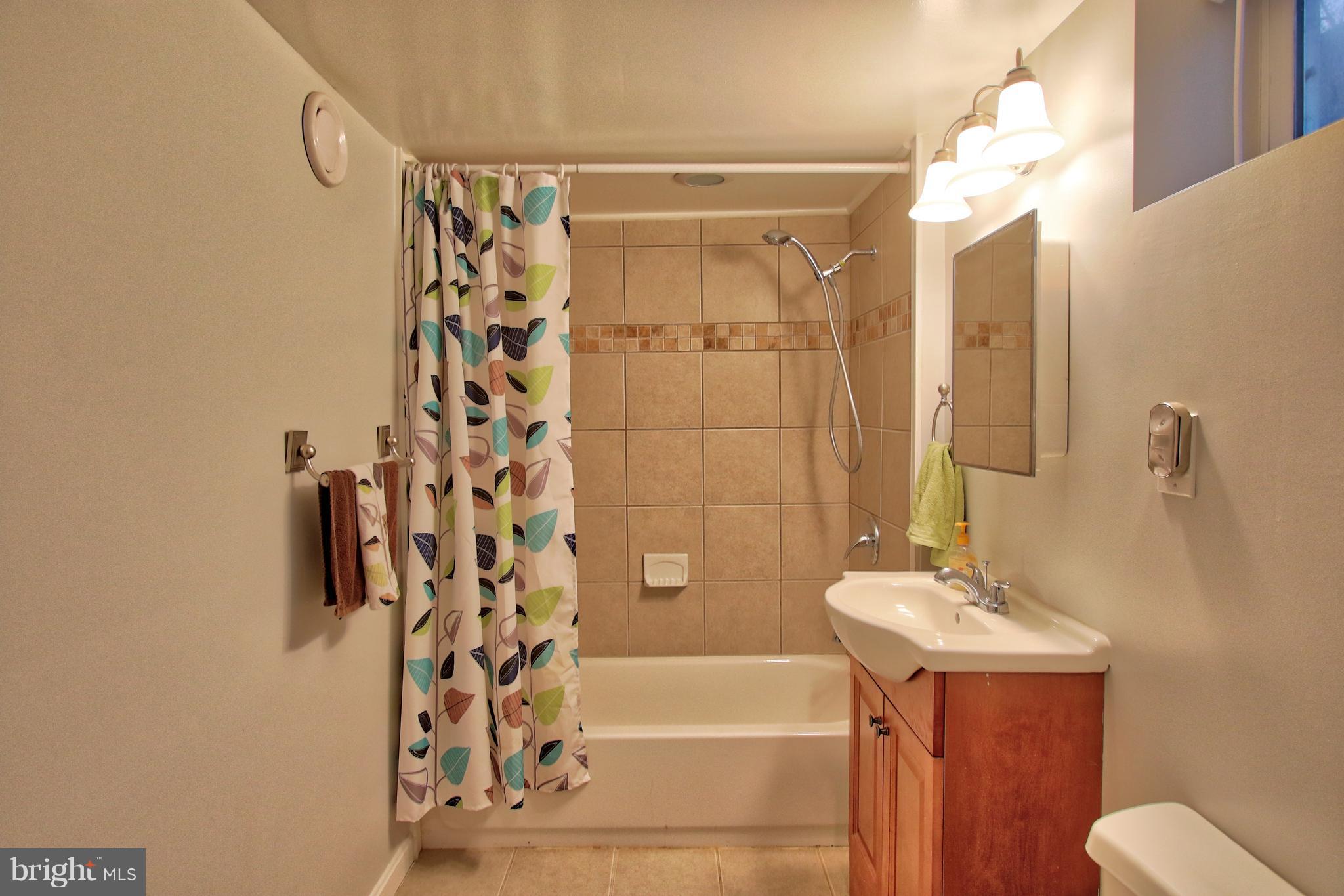 905 Shirley Manor Road Reisterstown, MD 21136 - Photo 18 of 24 Bath