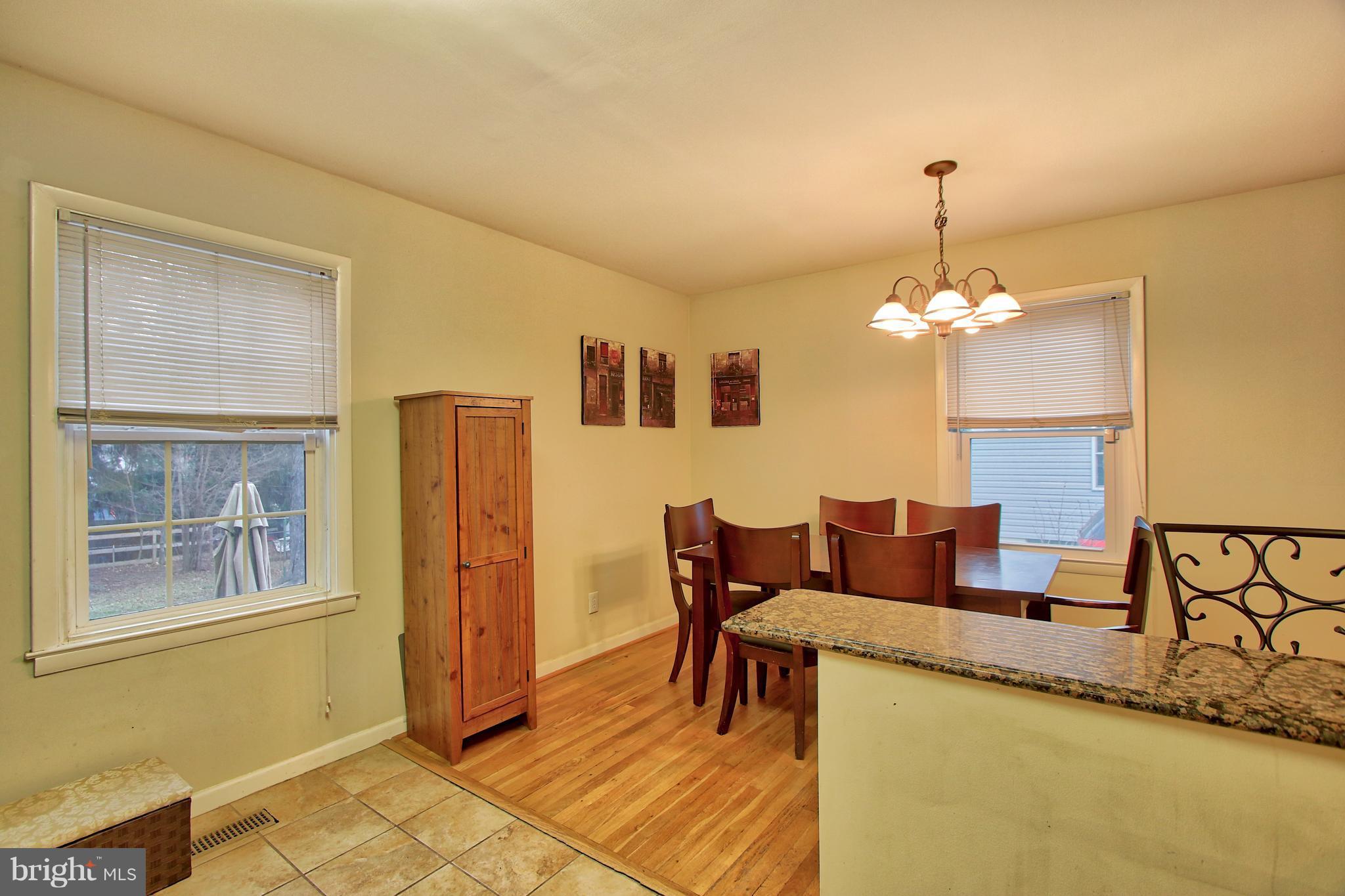 905 Shirley Manor Road Reisterstown, MD 21136 - Photo 9 of 24 Dining Room