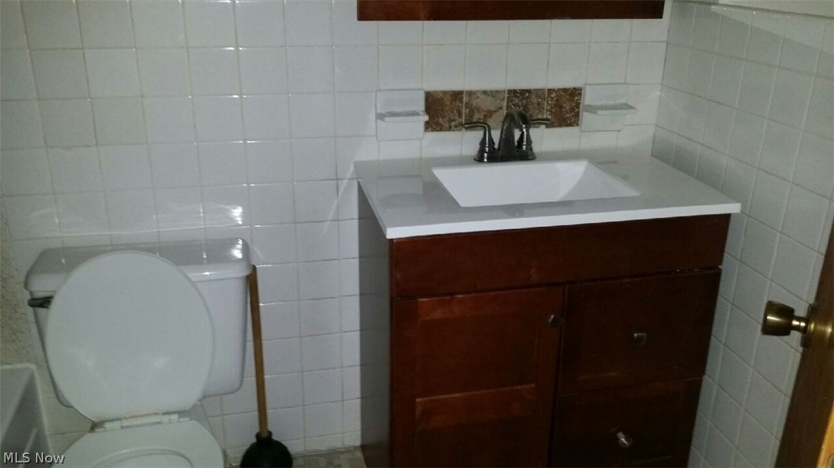 797 Babbitt Road, Unit 23 Euclid, OH 44123 - Photo 19 of 24