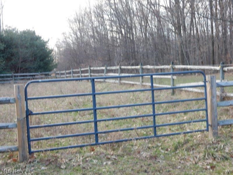 5490 Boneta Road Medina, OH 44256 - Photo 19 of 21 Split rail fencing