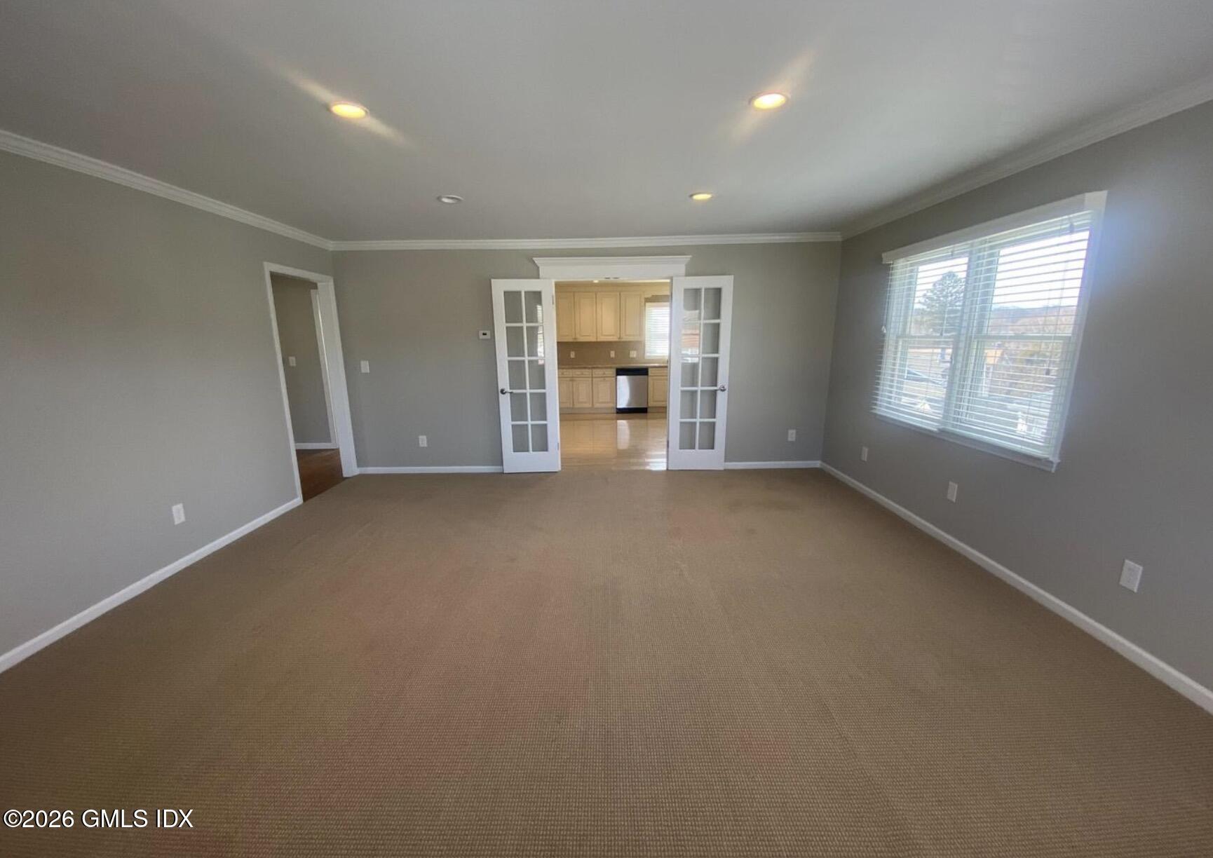 3 1/2 Seitz Lane, Unit 2 Cos Cob, CT 06807 - Photo 3 of 8 3 12 Seitz Lane 4