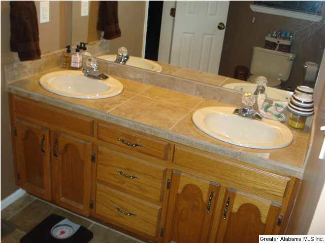 1237 4th Way Pleasant Grove, AL 35127 - Photo 5 of 8