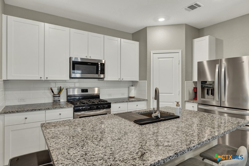 9030 Austin Ridge Seguin, TX 78155 - Photo 11 of 36