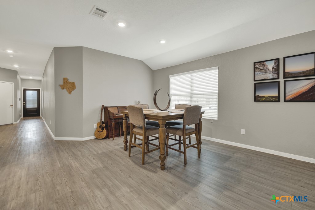 9030 Austin Ridge Seguin, TX 78155 - Photo 9 of 36