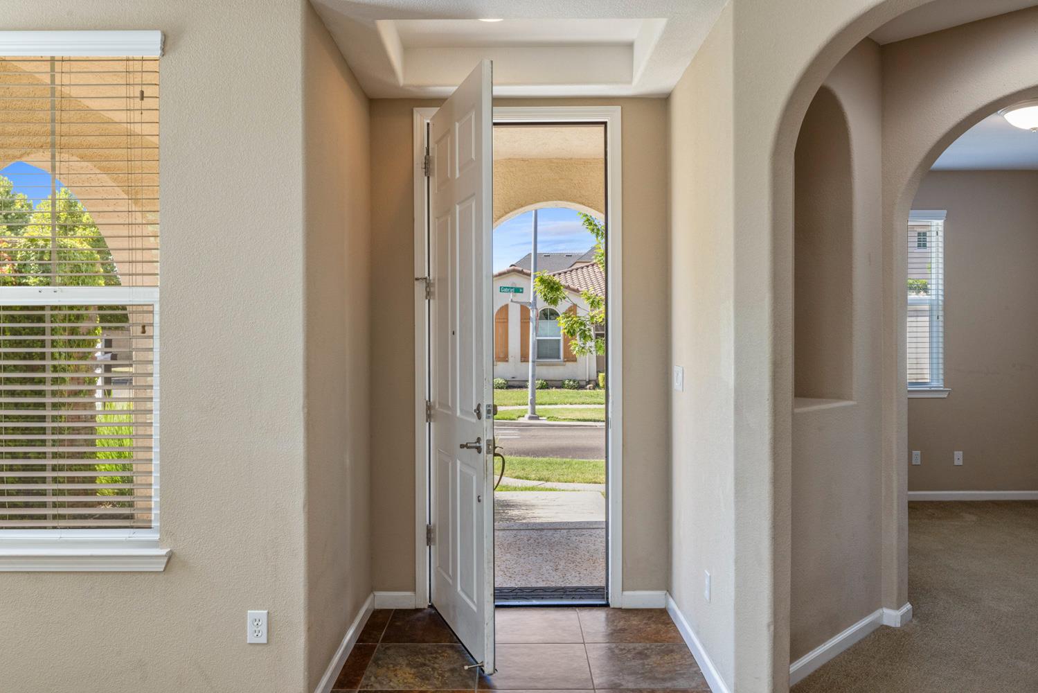 2391 Gabriel Drive Merced, CA 95340 - Photo 5 of 50