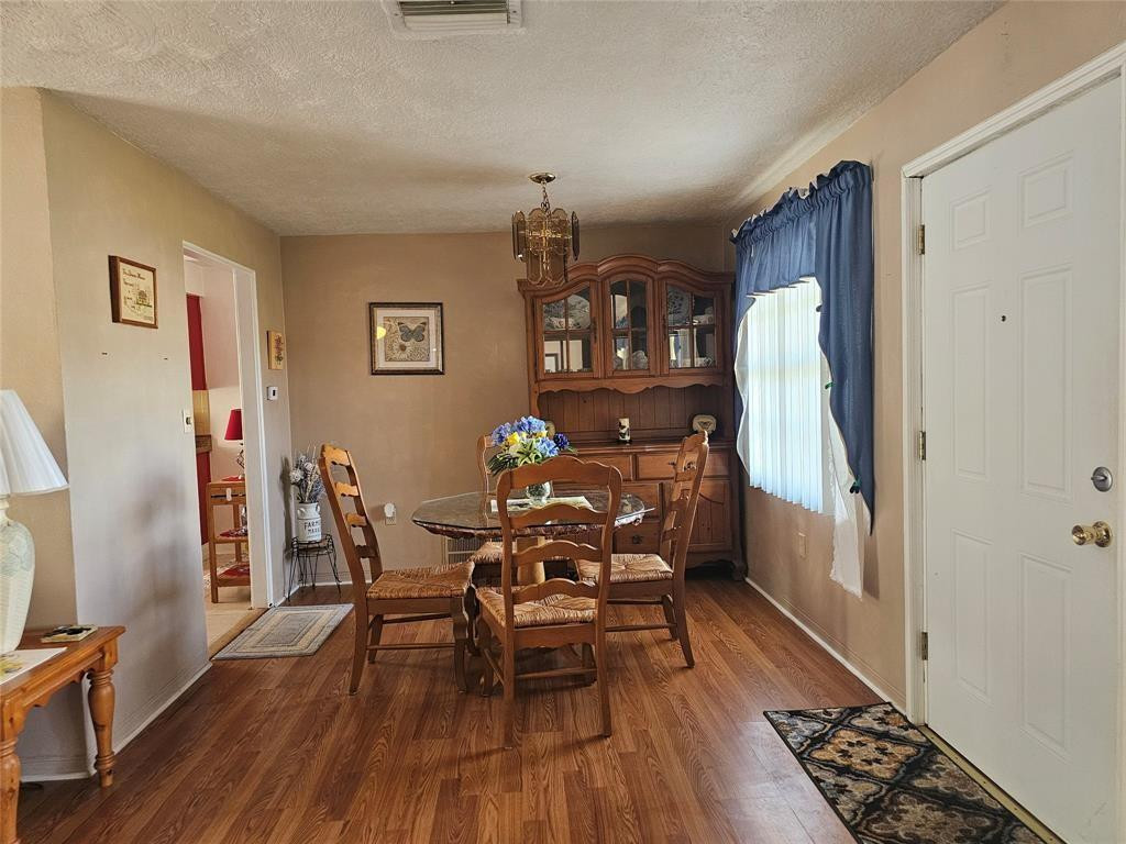 2247 Croydon Road Sebring, FL 33870 - Photo 4 of 16 Photo 4