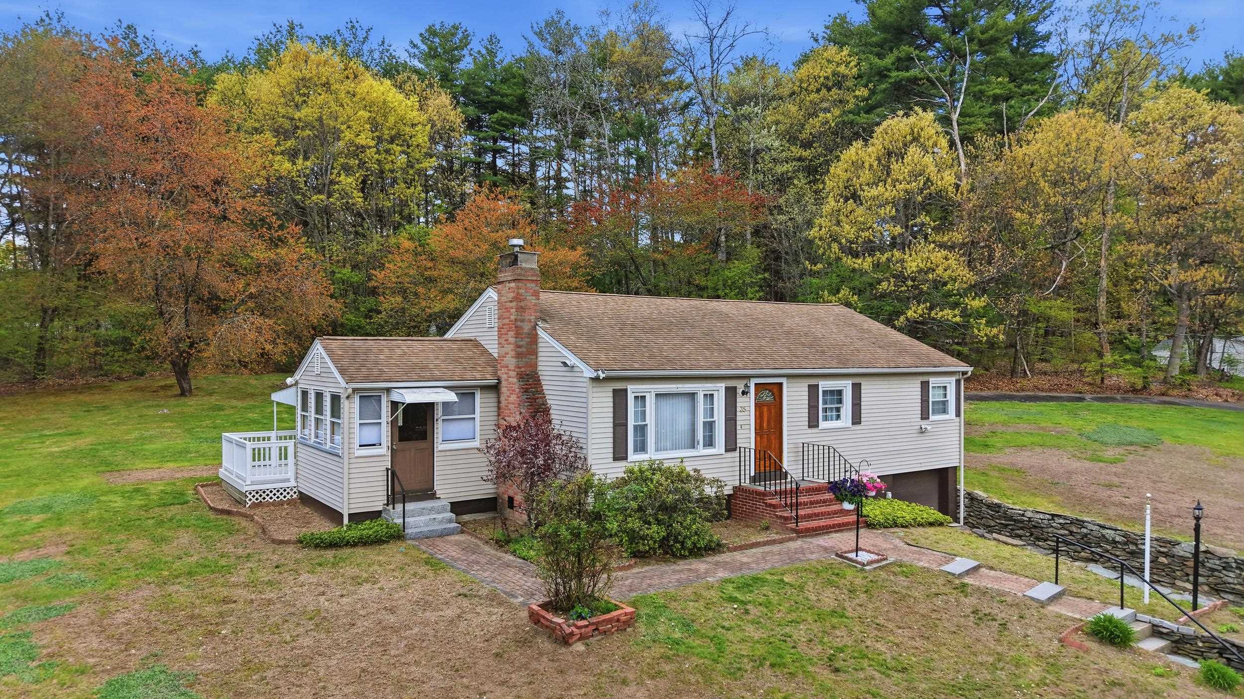 35 Nashua Road Pelham, NH 03076 - Photo 1 of 47 Gallery Image 1