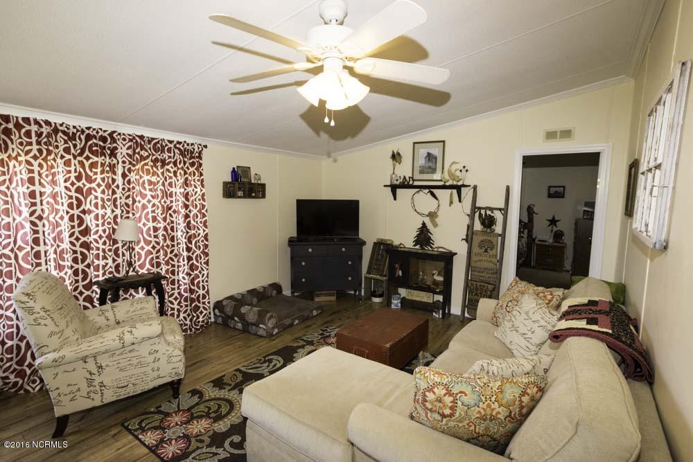 120 Patsy Lane Hubert, NC 28539 - Photo 6 of 32 014