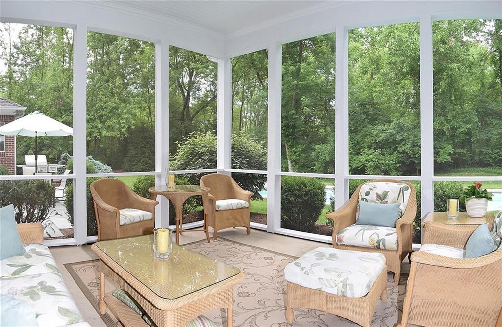 7055 Dover Road Indianapolis, IN 46220 - Photo 11 of 47