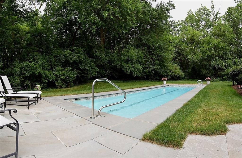 7055 Dover Road Indianapolis, IN 46220 - Photo 7 of 47