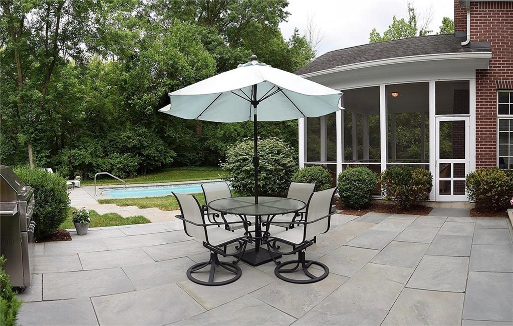 7055 Dover Road Indianapolis, IN 46220 - Photo 9 of 47