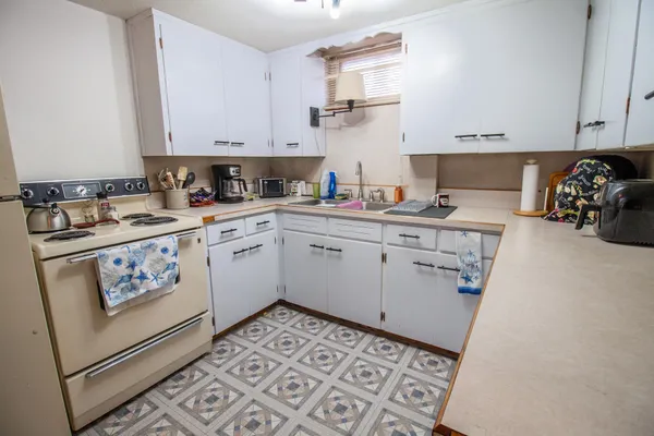 $384,000 | 700 East Summit Avenue, Fergus Falls, MN 56537