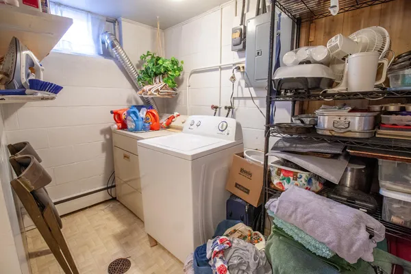 $384,000 | 700 East Summit Avenue, Fergus Falls, MN 56537