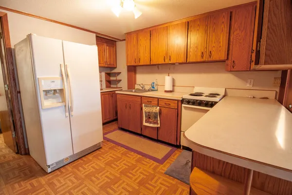 $384,000 | 700 East Summit Avenue, Fergus Falls, MN 56537