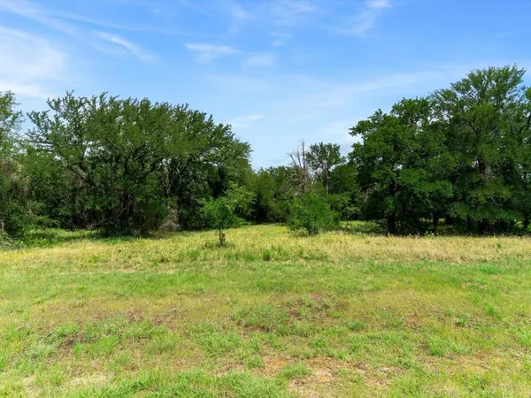 $400,000 | 115 Pecan Grv Drive, Boyd, TX 76023