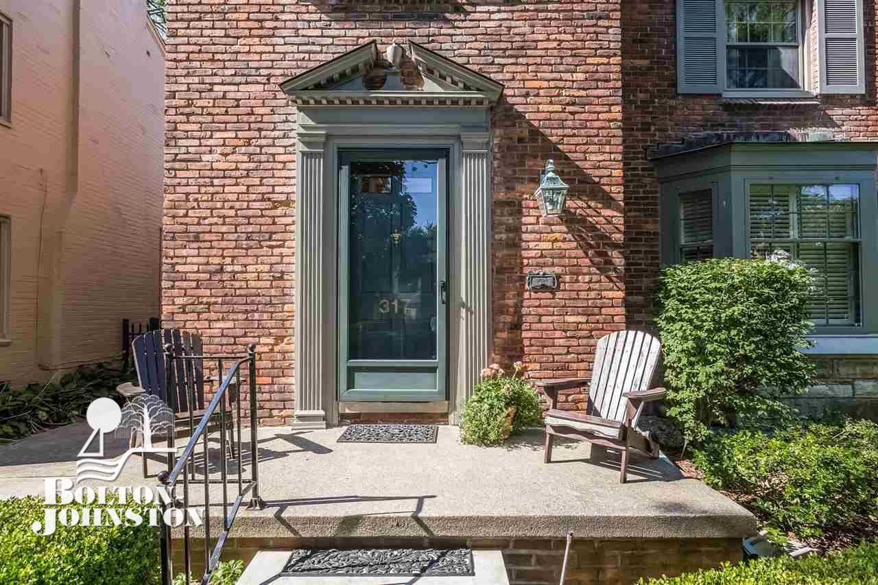 317 Merriweather Road Grosse Pointe Farms, MI 48236 - Photo 6 of 52