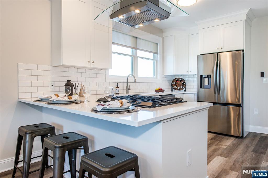 246 Main Street, Unit 402 Chatham, NJ 07928 - Photo 11 of 45