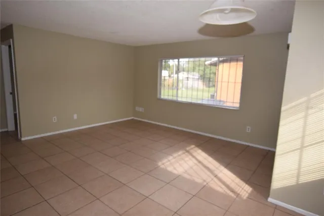 $1,500 | 3213 Split Willow Drive, Orlando, FL 32808