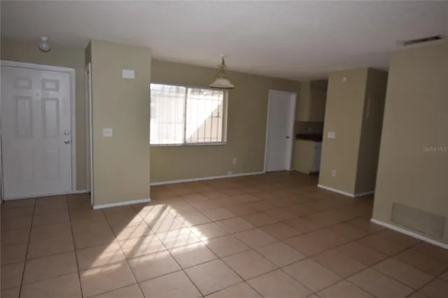 $1,500 | 3213 Split Willow Drive, Orlando, FL 32808