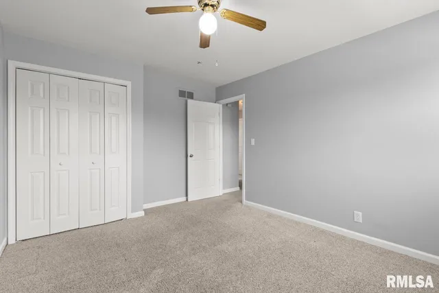 $1,800 | 2022 West Glen Avenue, Peoria, IL 61614