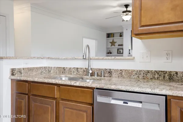 $650,000 | 8447 Shoregate Lane, Knoxville, TN 37938