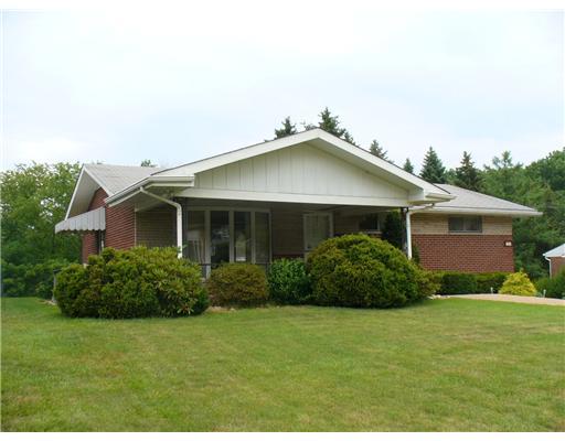 445 West Starz Road Gibsonia, PA 15044 - Photo 1 of 9 Exterior Front.