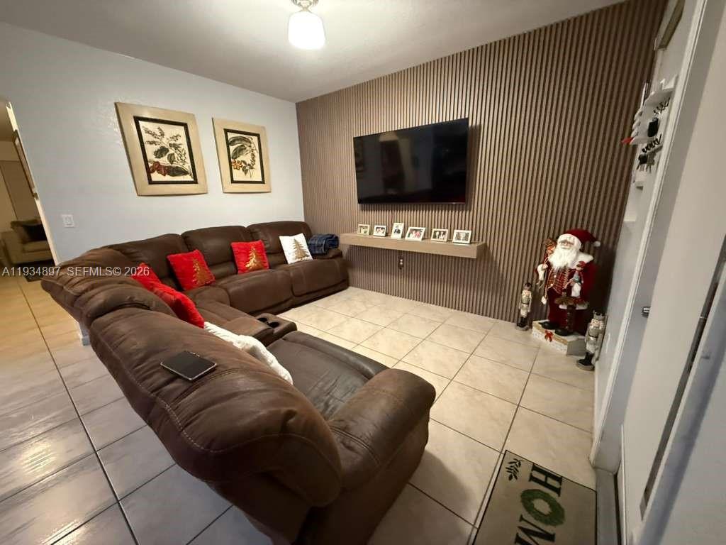 24623 Southwest 115 Court Homestead, FL 33032 - Photo 4 of 13