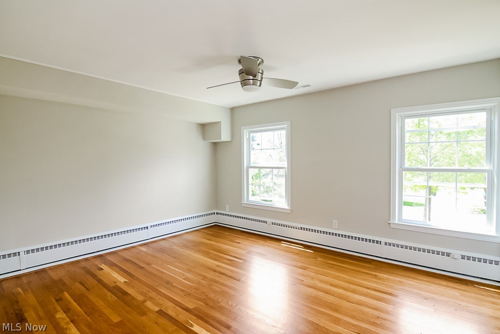 16809 Holbrook Road Cleveland, OH 44120 - Photo 18 of 34