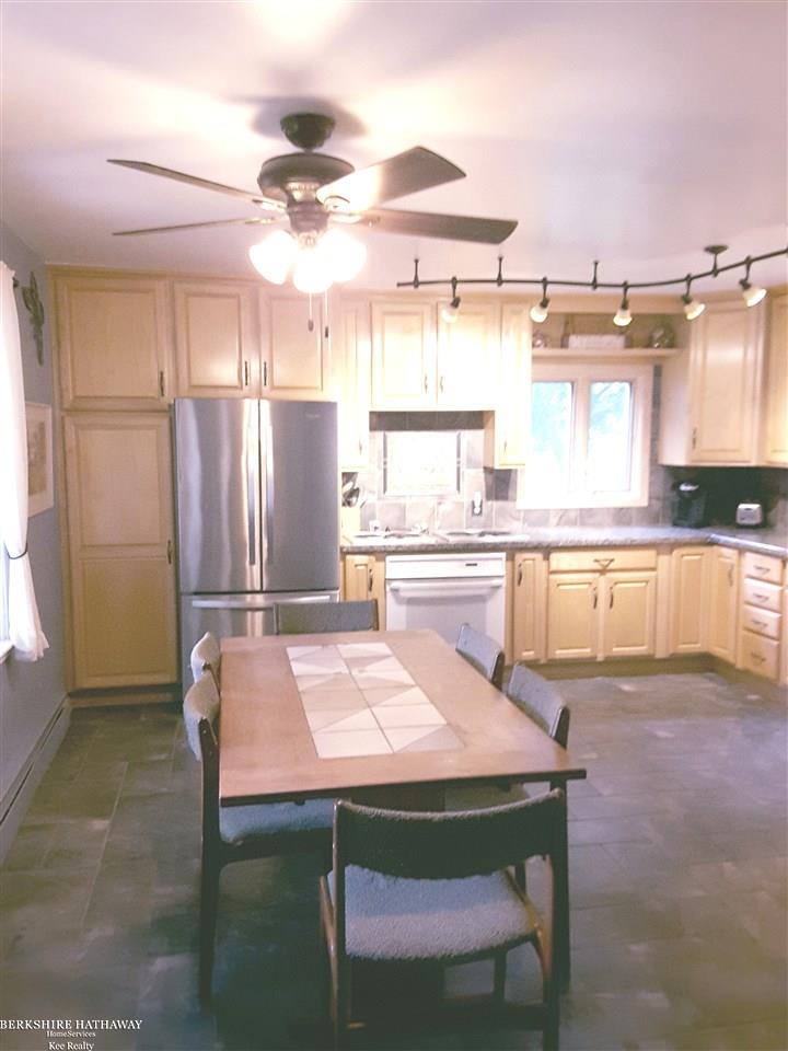 20424 31 Mile Road Ray, MI 48096 - Photo 15 of 47 31359853-14.JPG