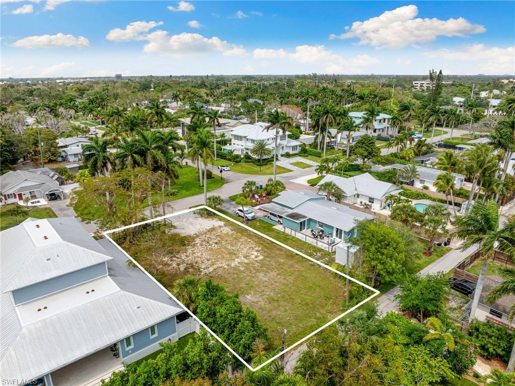 1084 Broad Avenue North Naples, FL 34102 - Photo 11 of 16 Aerial view