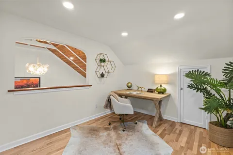 $799,000 | 8450 East Side Drive Northeast, Tacoma, WA 98422