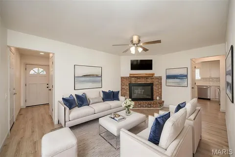 $375,000 | 449 Madrina Court, Ballwin, MO 63021
