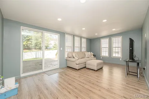 $375,000 | 449 Madrina Court, Ballwin, MO 63021