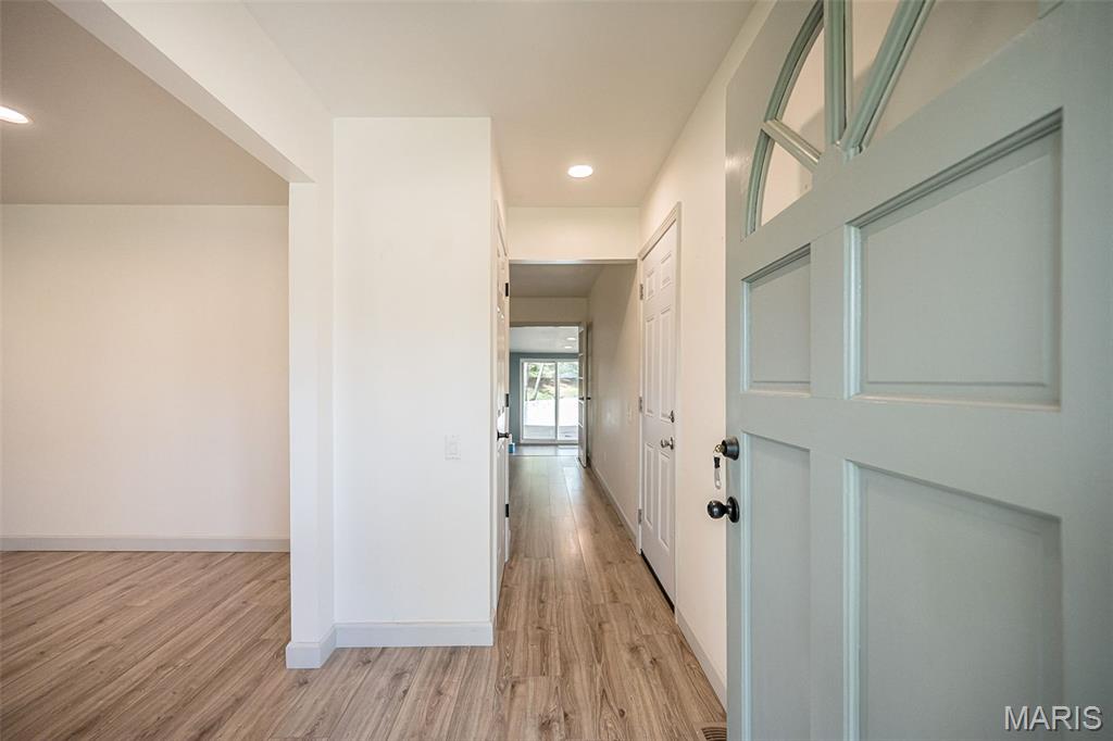 449 Madrina Court Ballwin, MO 63021 - Photo 2 of 42