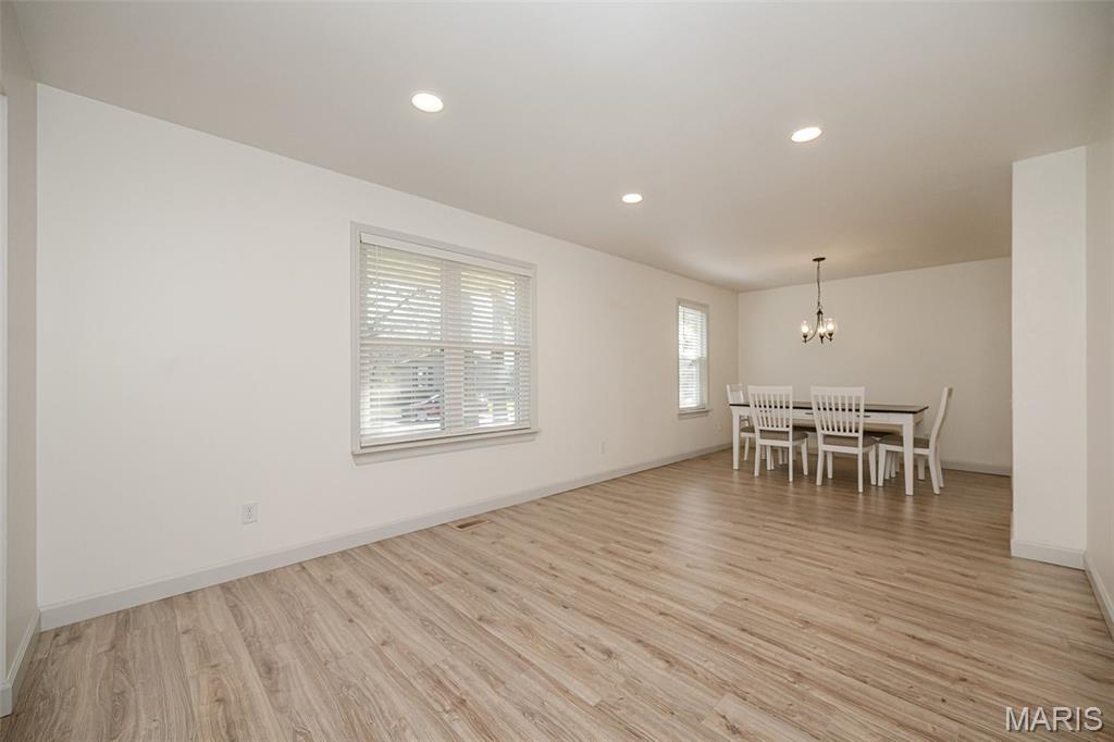 449 Madrina Court Ballwin, MO 63021 - Photo 4 of 42