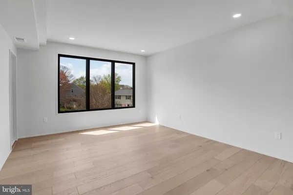 $2,168,000 | 8313 Syracuse Circle, Vienna, VA 22180