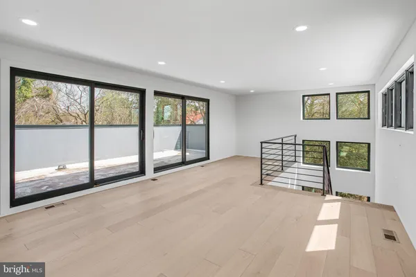$2,168,000 | 8313 Syracuse Circle, Vienna, VA 22180