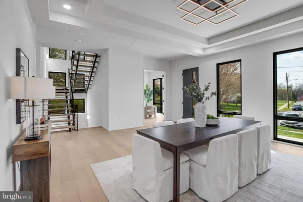 $2,168,000 | 8313 Syracuse Circle, Vienna, VA 22180