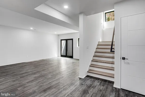 $2,168,000 | 8313 Syracuse Circle, Vienna, VA 22180