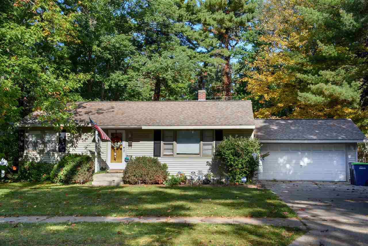 1125 Anderson Road Traverse City, MI 49686 - Photo 2 of 28 1894179-1.JPG
