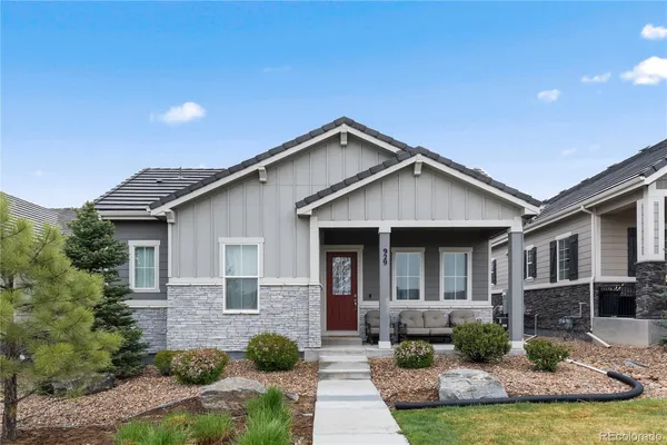 $899,900 | 929 Brocade Drive, Highlands Ranch, CO 80126