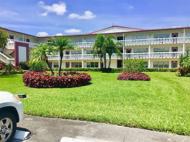 a view of a lake with houses