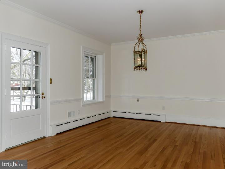 2173 Almshouse Road Jamison, PA 18929 - Photo 7 of 25 Dining Room