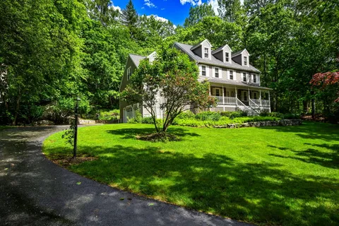 $849,000 | 48 Mill Pond Circle, Milford, MA 01757