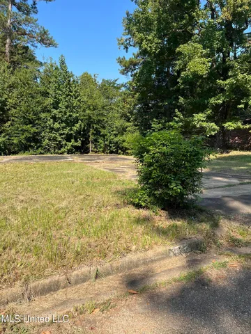 $7,500 | Scanlon Drive, Jackson, MS 39204