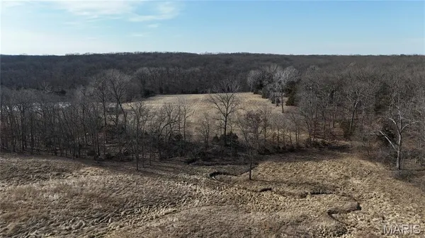 $244,900 | 111 Kane Lane, High Hill, MO 63350