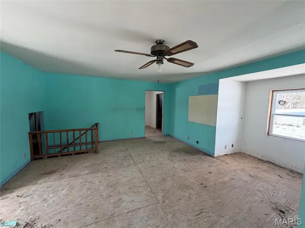 $244,900 | 111 Kane Lane, High Hill, MO 63350