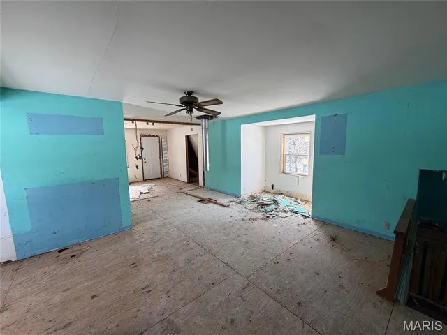 $249,900 | 111 Kane Lane, High Hill, MO 63350