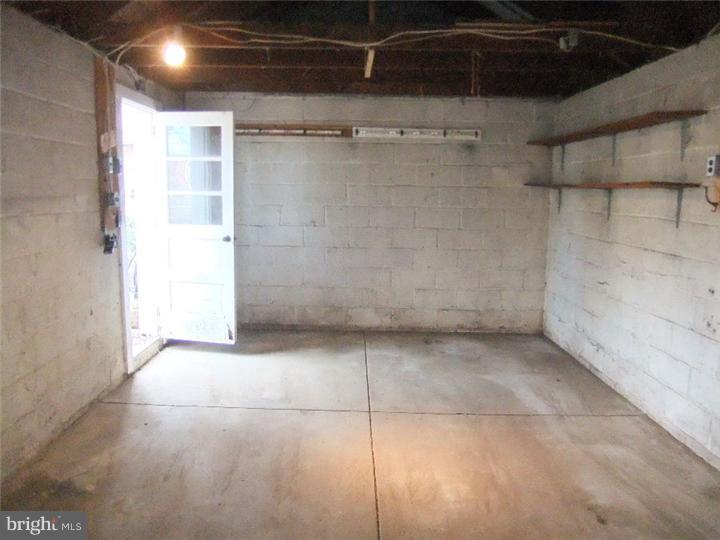 220 School Lane Springfield, PA 19064 - Photo 22 of 23 Gallery Image 22
